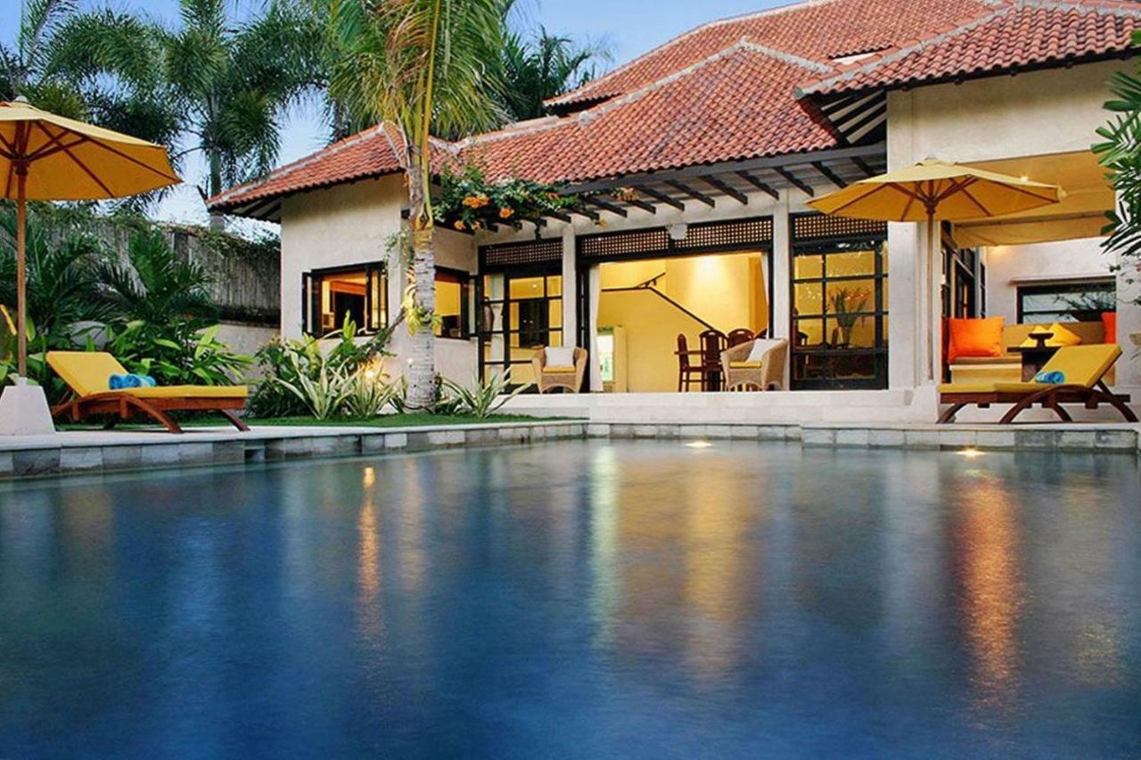 Villa Seminyak William Buitenkant foto