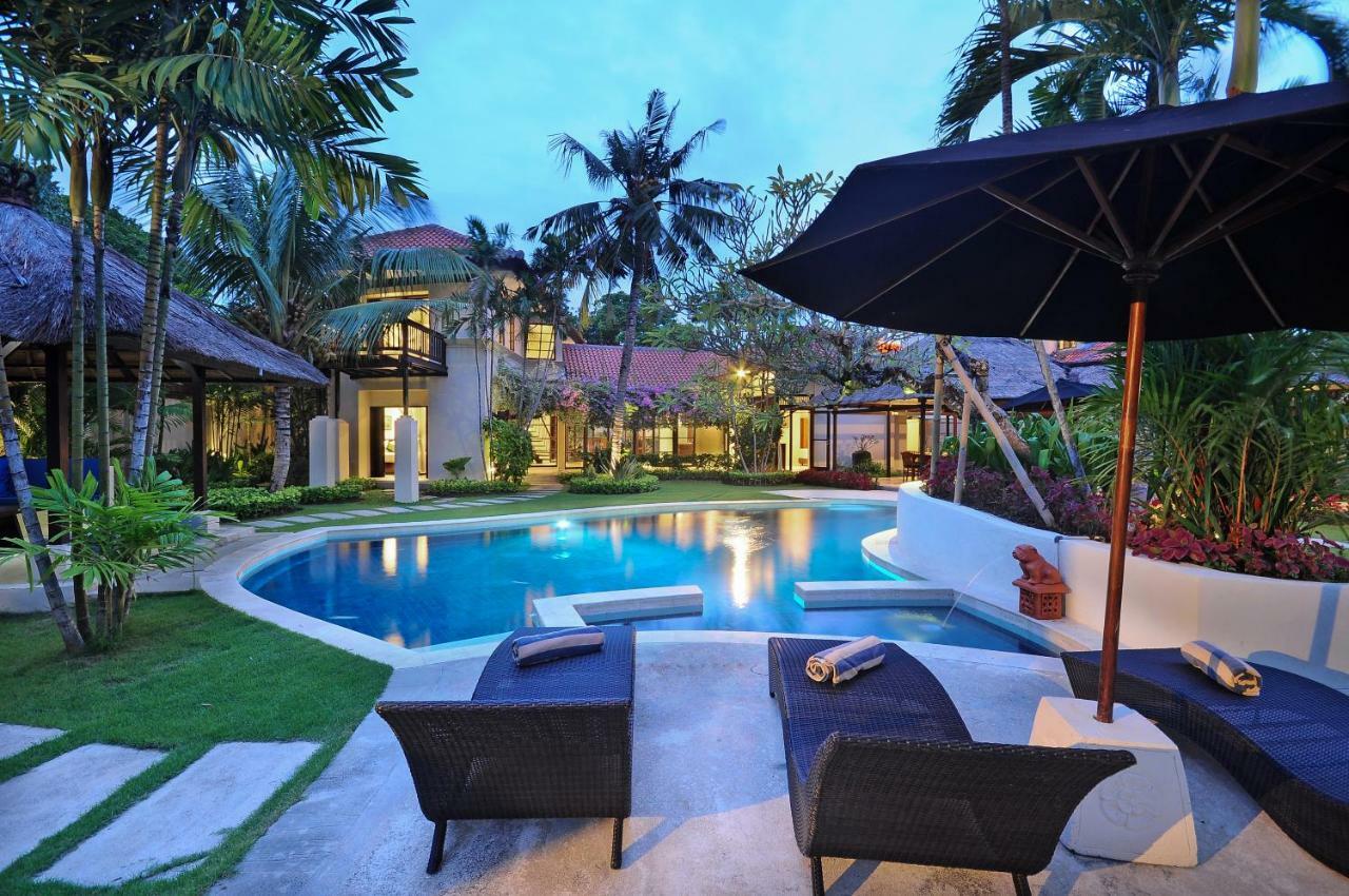 Villa Seminyak William Buitenkant foto