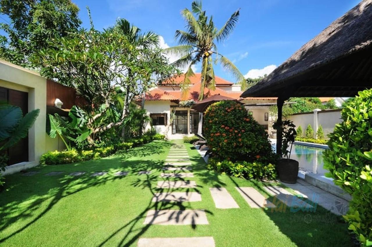 Villa Seminyak William Buitenkant foto